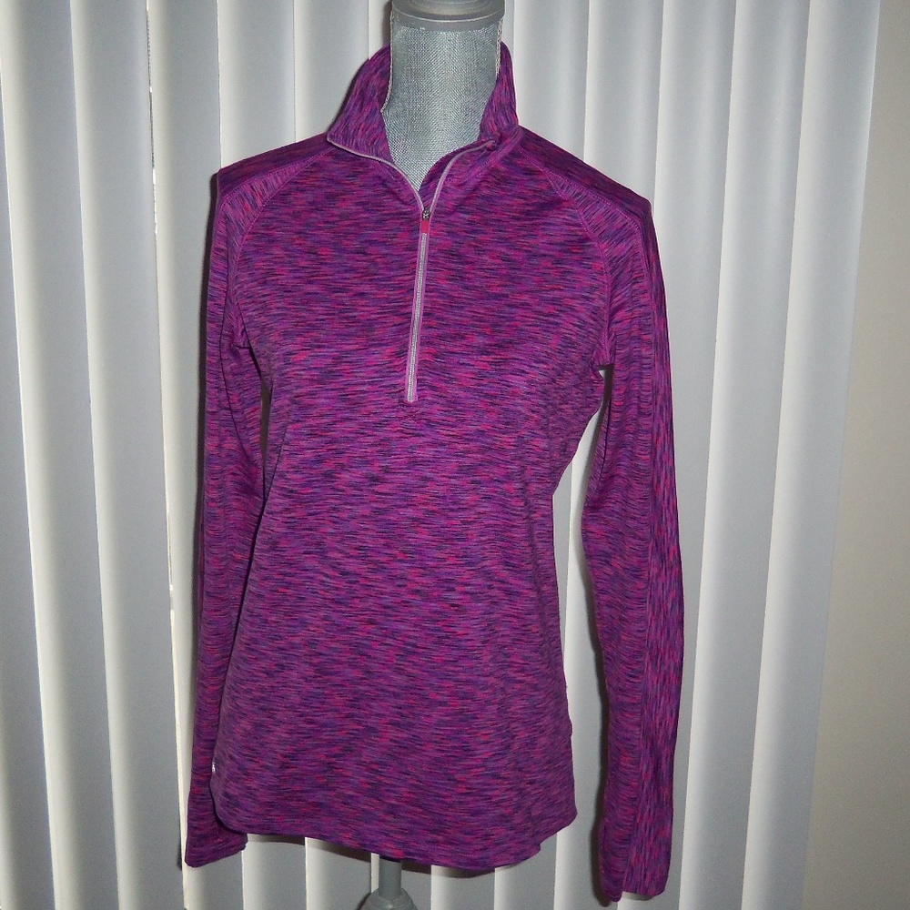 Athleta 1/4 Zip Pull Over Size Small